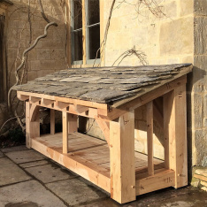 CHIPPING CAMPDEN LOG STORE